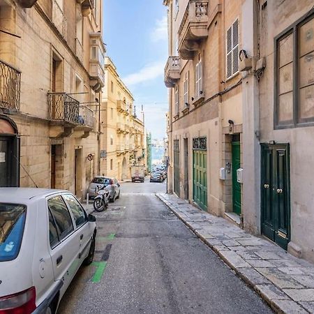 City Penthouse With Roof Terrace And Sea Views Valletta Buitenkant foto