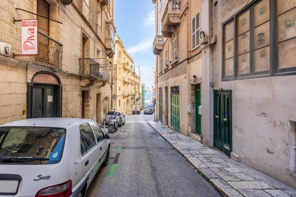 City Penthouse With Roof Terrace And Sea Views Valletta Buitenkant foto