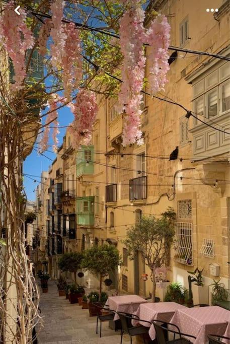 City Penthouse With Roof Terrace And Sea Views Valletta Buitenkant foto